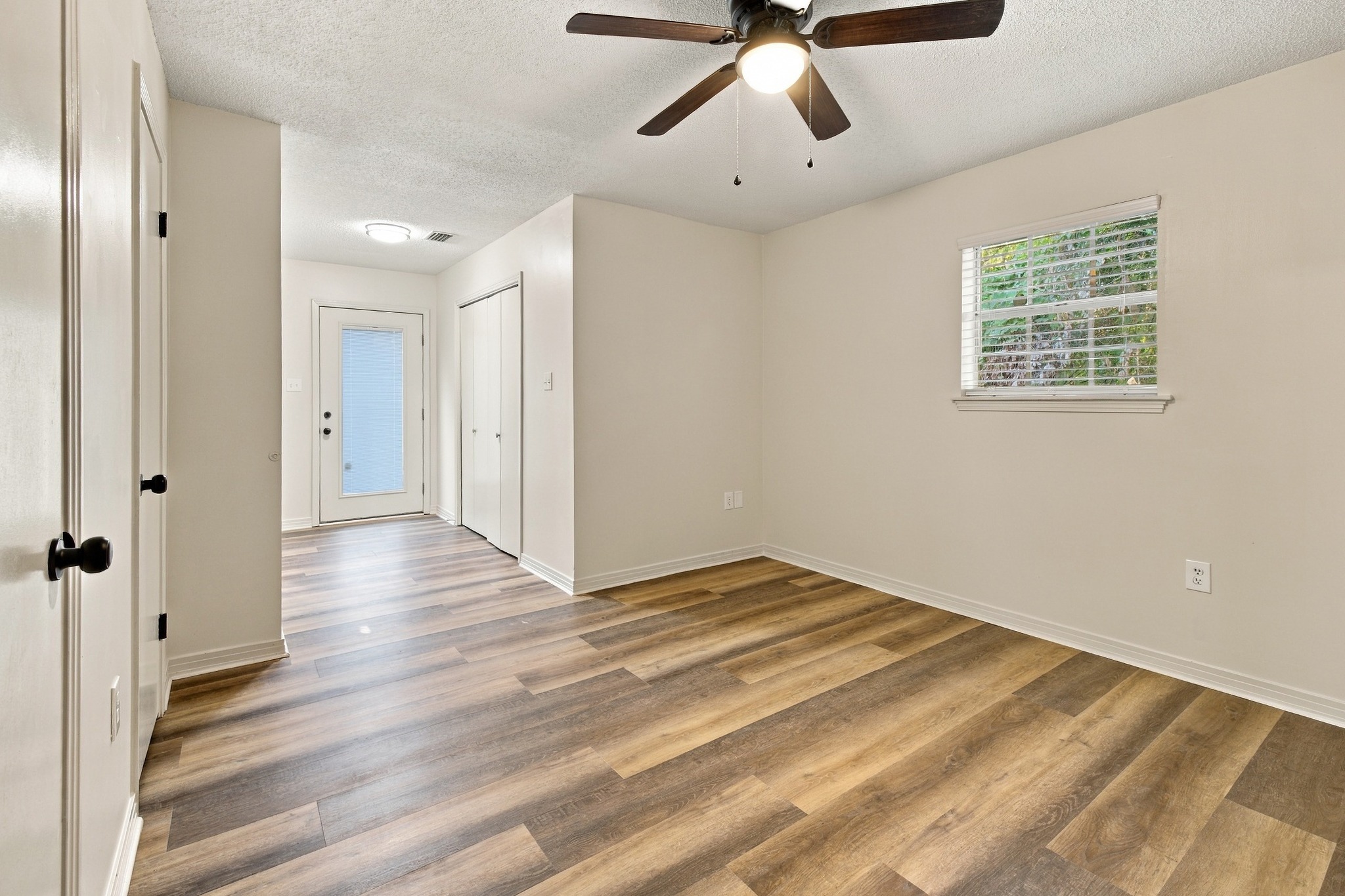 Empty bedroom before virtual staging