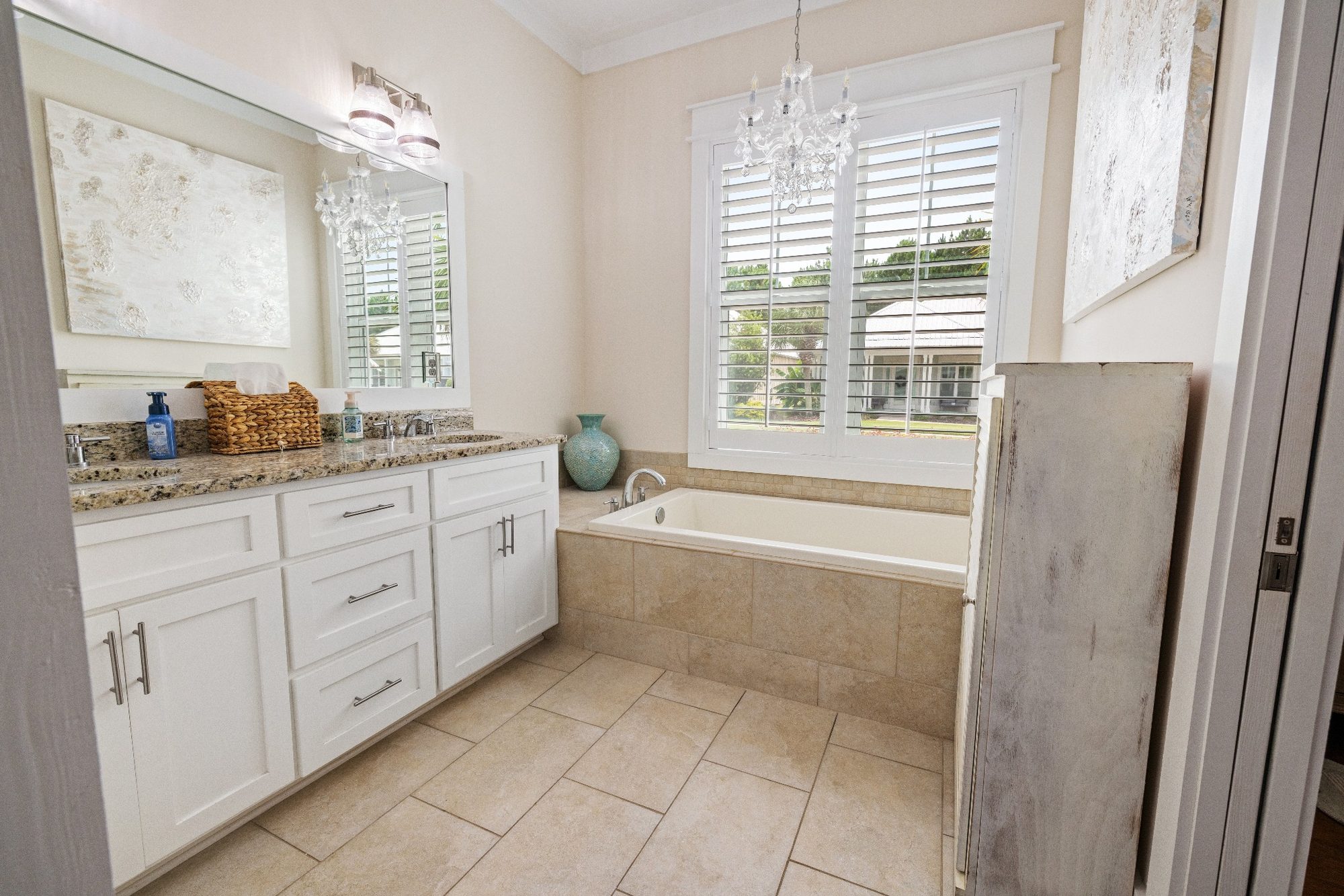 Bathroom with soaking tub